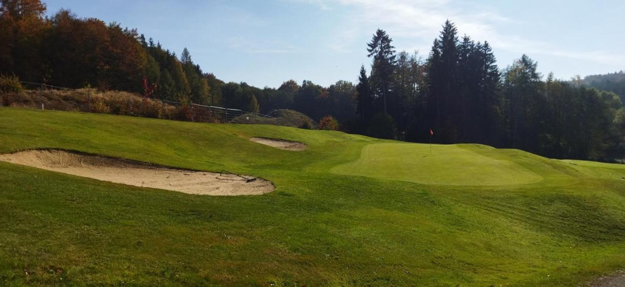 Aparthotel Le Repaire Du Golfeur De La Largue - Mooslargue Exterior foto
