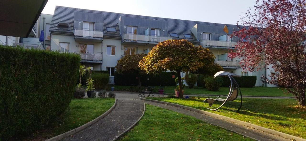 Aparthotel Le Repaire Du Golfeur De La Largue - Mooslargue Exterior foto
