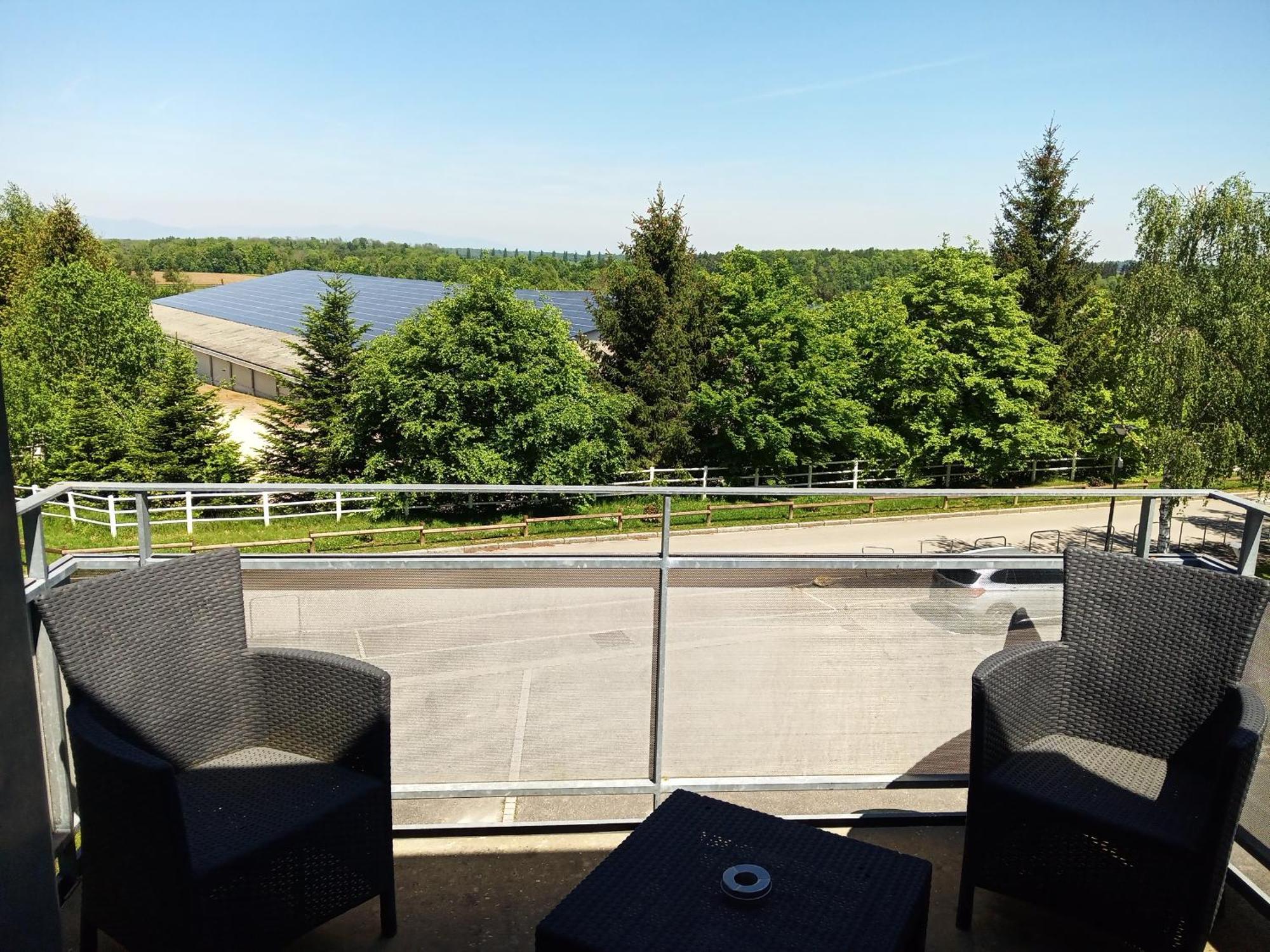 Aparthotel Le Repaire Du Golfeur De La Largue - Mooslargue Exterior foto